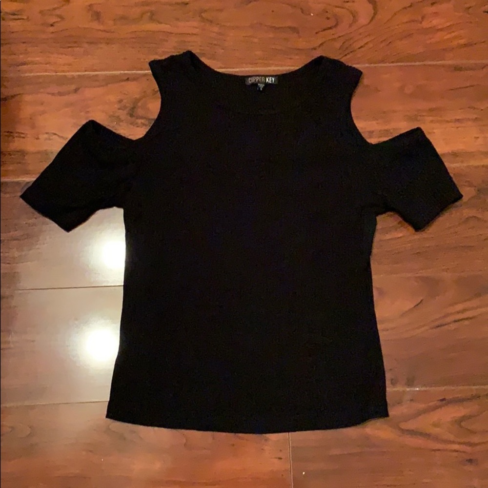 Cold shoulder top